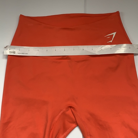 Gymshark crops - Picture 2 of 5